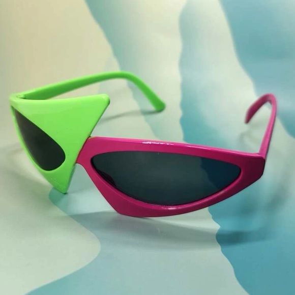 ✨ Awesome Funky Geometric Color Block Futuristic Fashion Glasses ✨ - Picture 7 of 10